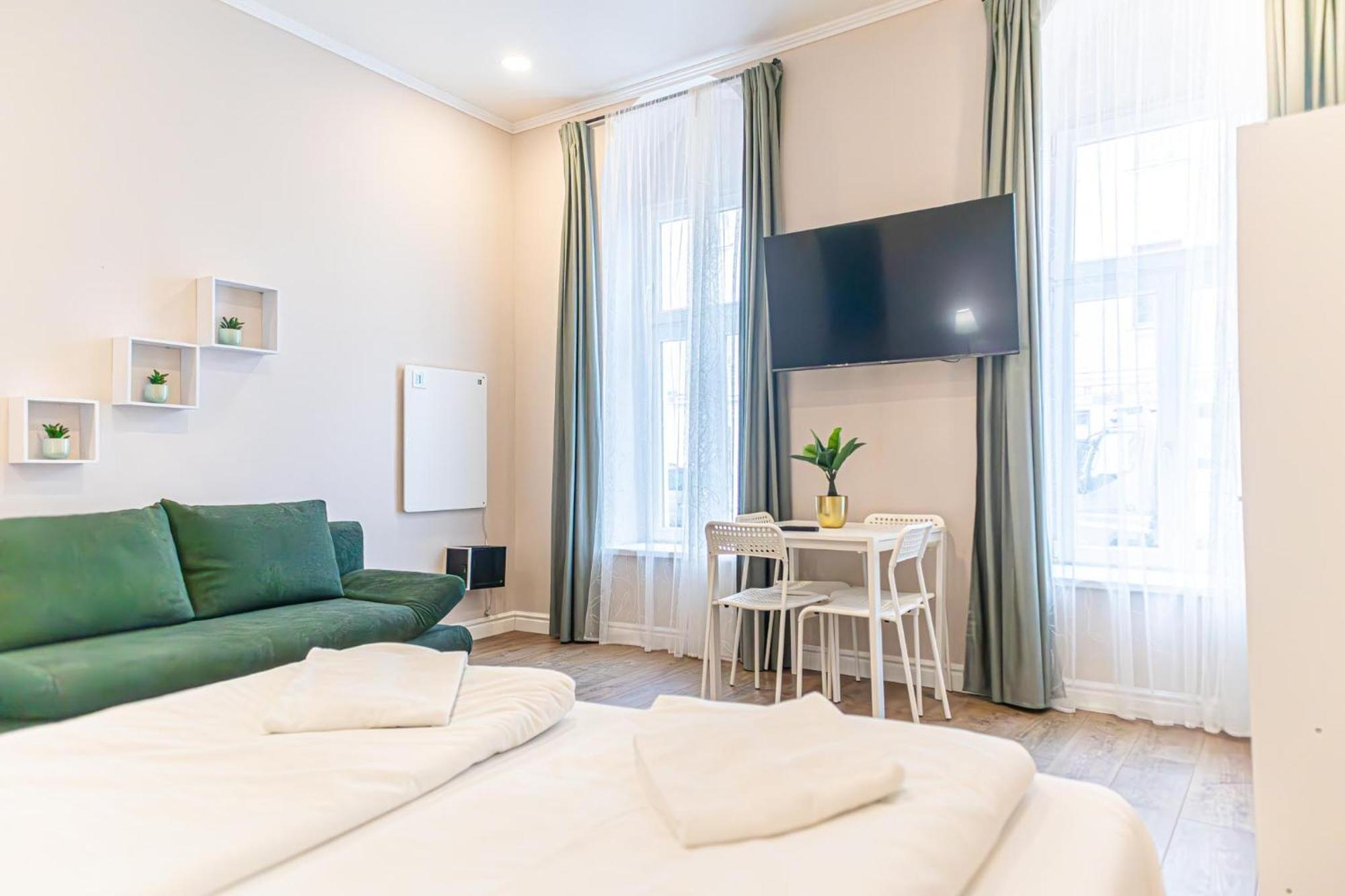 Stylish Studio Apartment Wiener Stadthalle Extérieur photo
